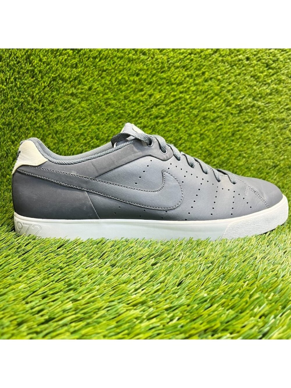 Nike Court Tour Low Mens Size 13 Gray White Athletic Leather Shoes Sneakers